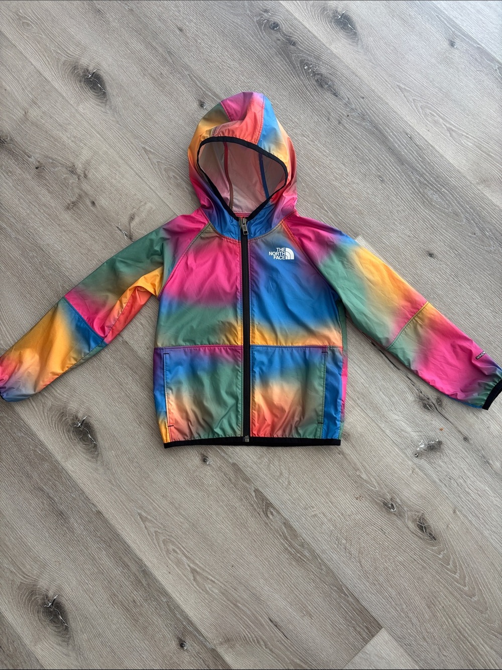 The North Face Kids' Rainbow Hooded Jacket 5